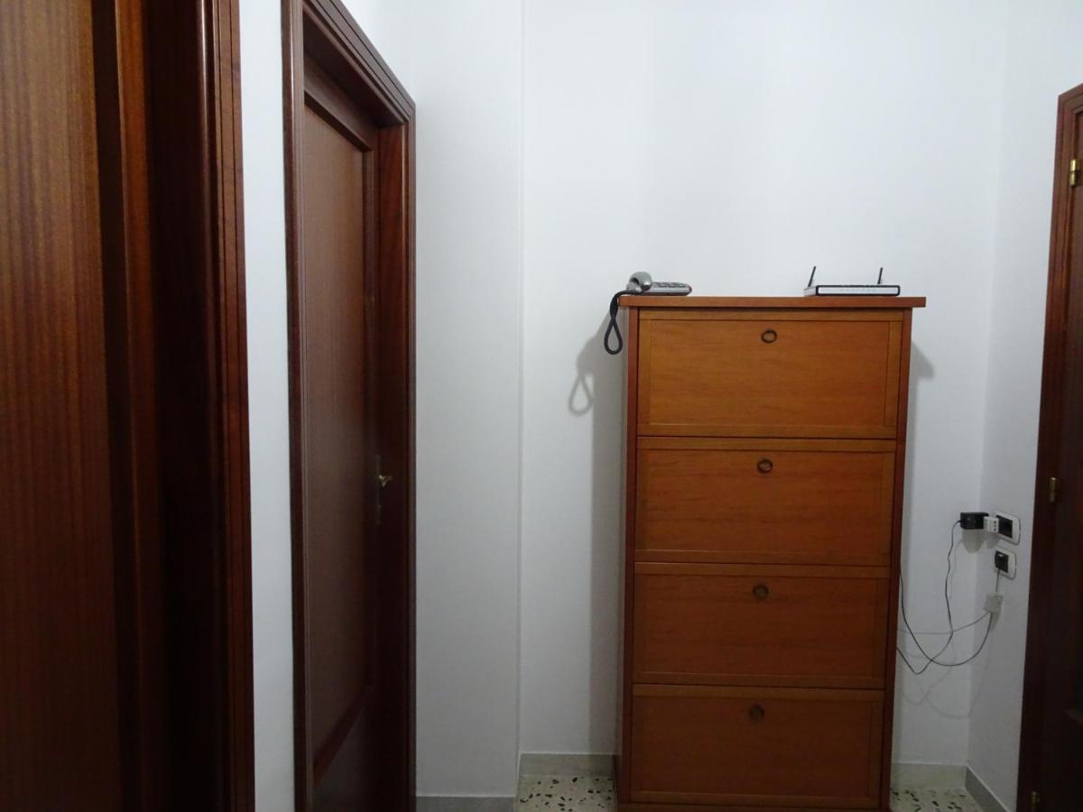 B&B Dodo Salerno Buitenkant foto