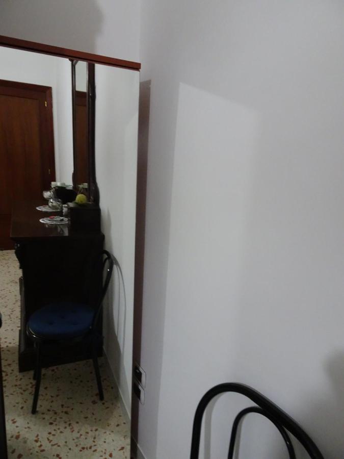 B&B Dodo Salerno Buitenkant foto