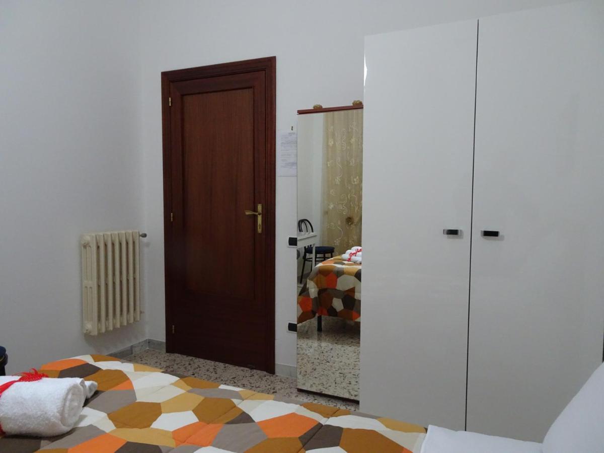 B&B Dodo Salerno Buitenkant foto